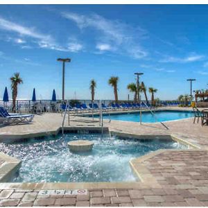 Upgraded Studio At Landmark Resort ! 17 Pools, Lazy Rivers, Jacuzzis! 814